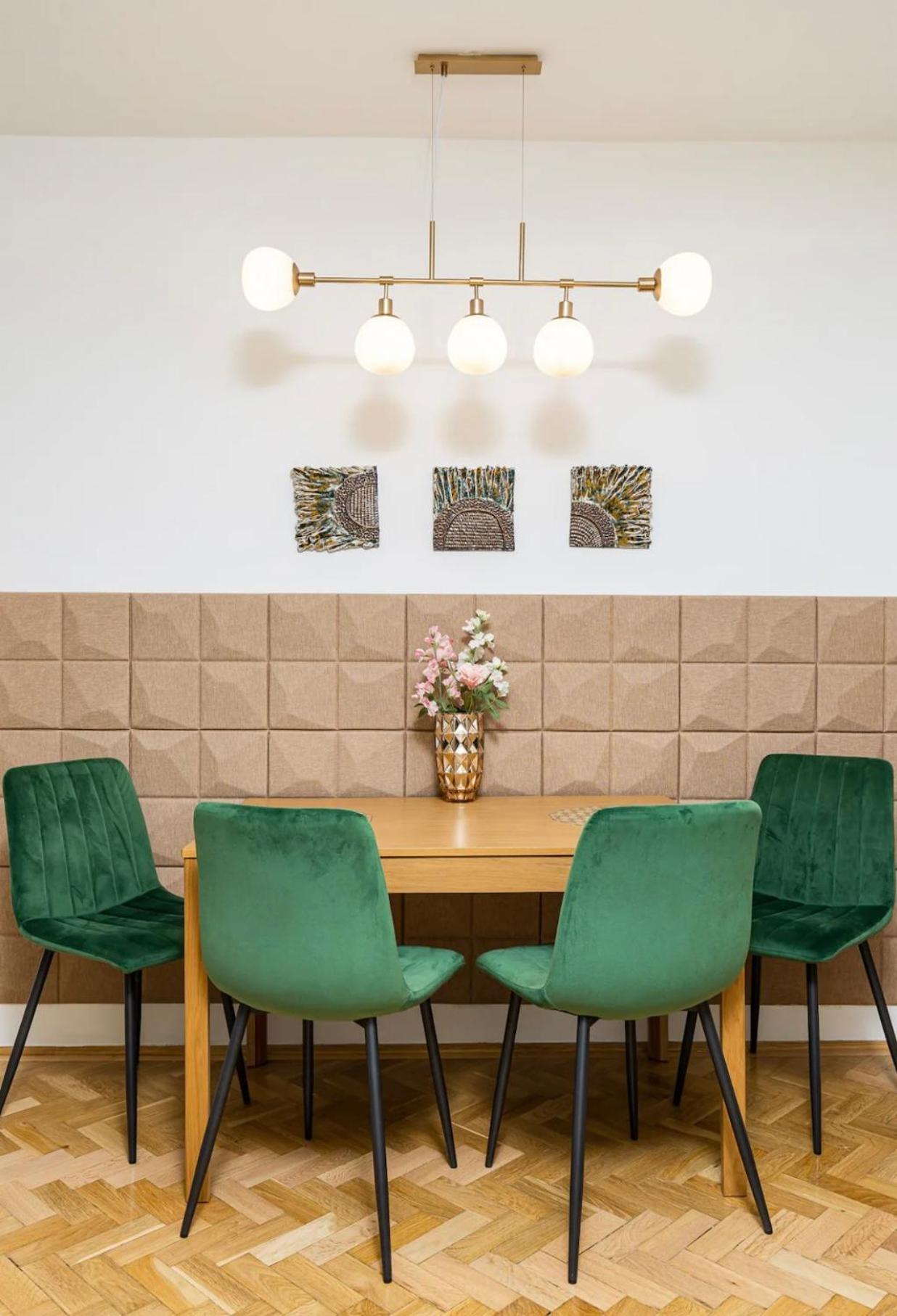 Elegant Escape By Buda Castle For Pleasure Seekers Apartamento Budapest